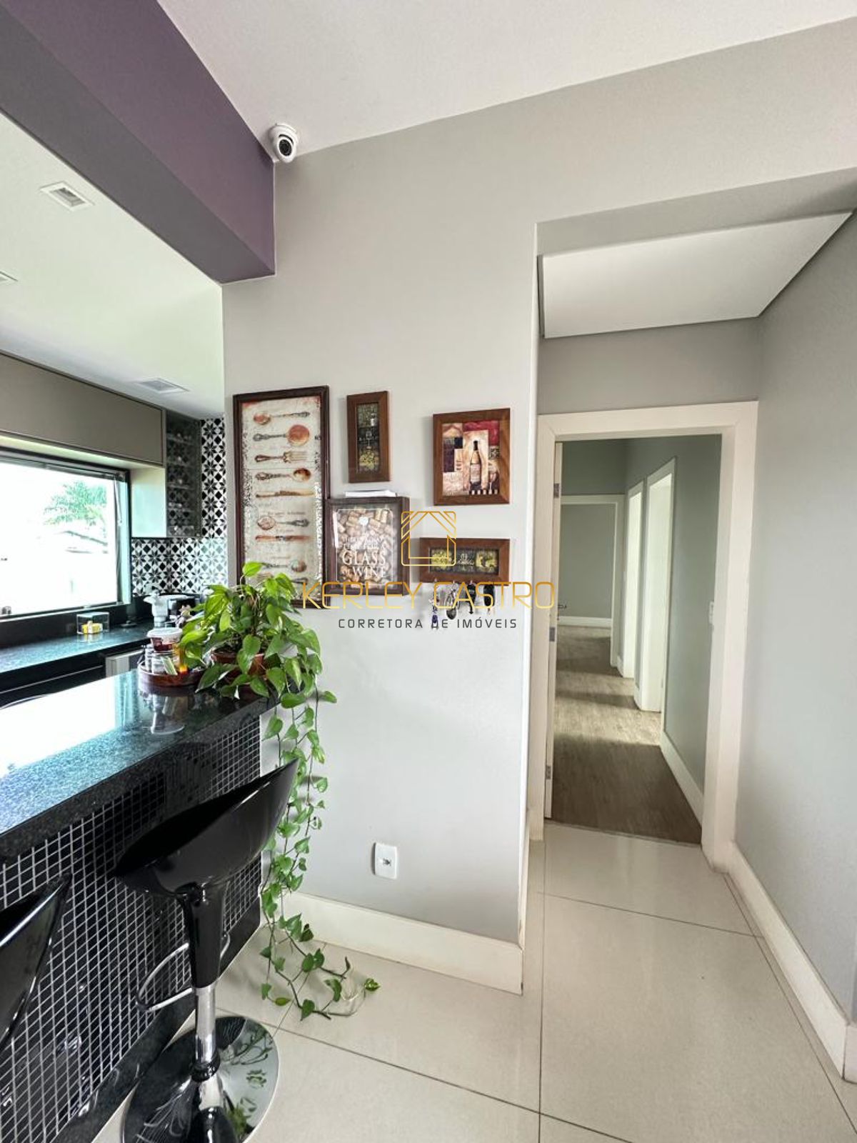 VENDO LINDO APARTAMENTO PLANEJADO NO BAIRRO MANGABEIRAS 